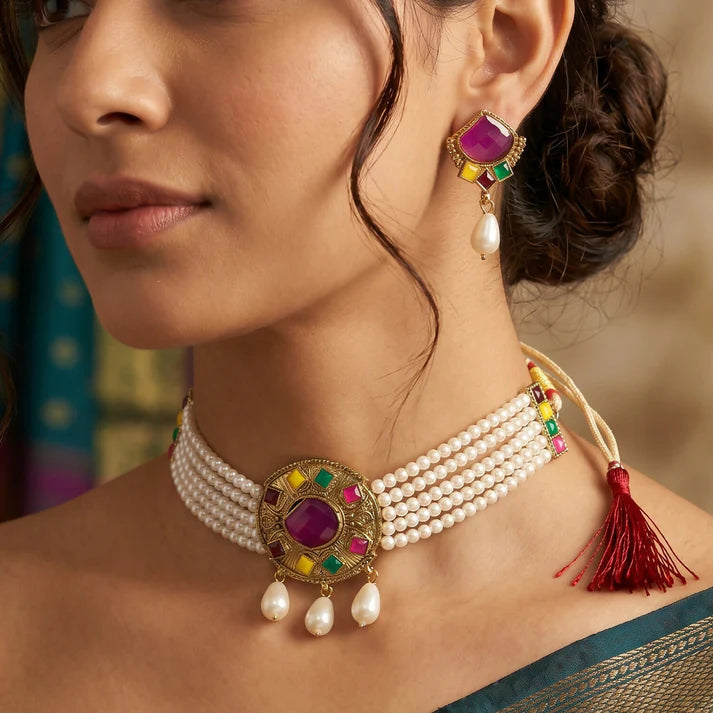 Traditional Purple Stone Pearl Choker Necklace Set – Elegant Ethnic Jewelry